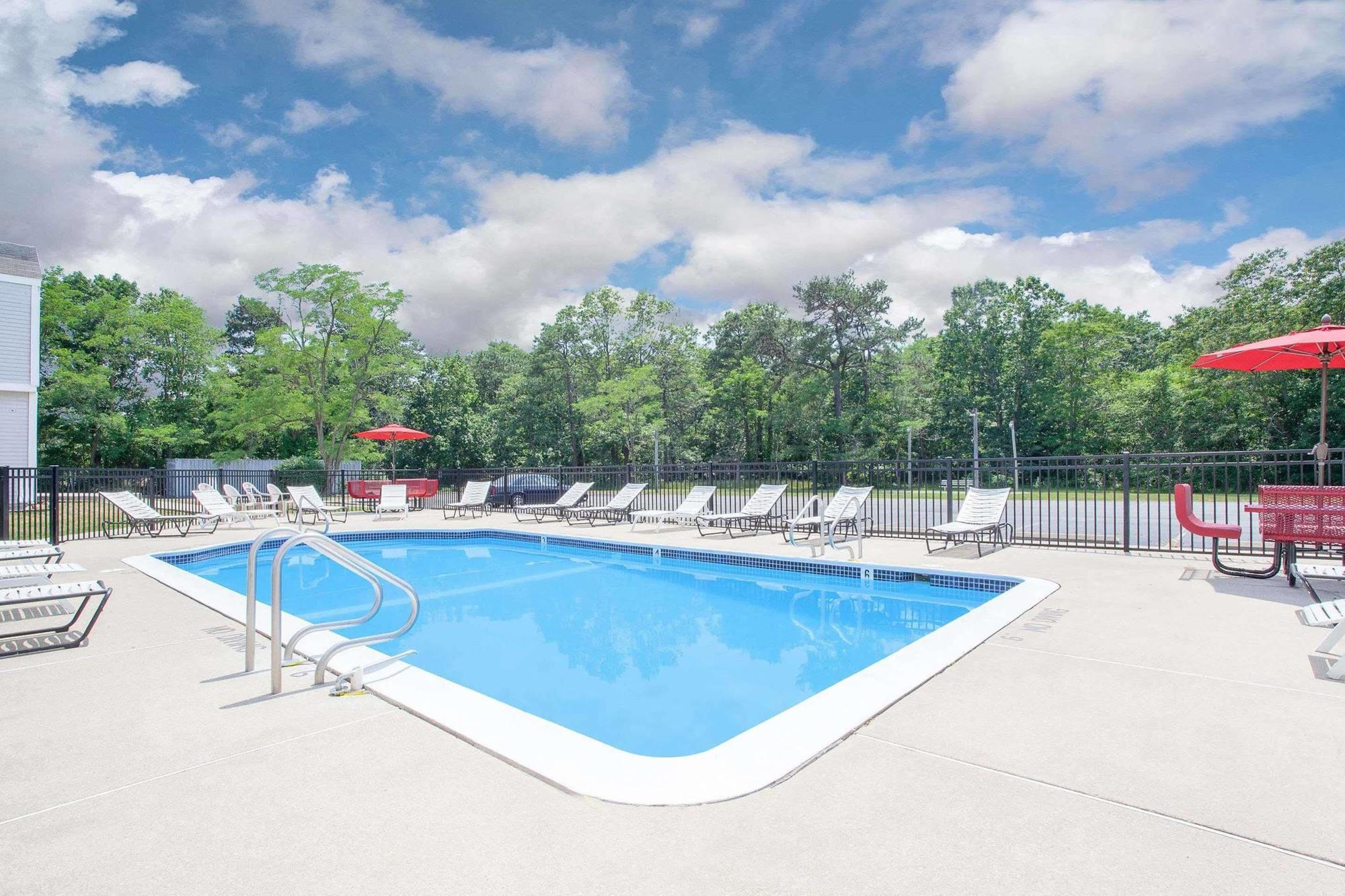 Отель Howard Johnson By Wyndham Atlantic City Эгг-Харбор-Тауншип Экстерьер фото